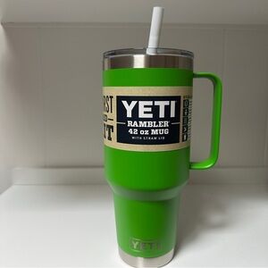 YETI Canopy Green Rambler 42 oz Mug with Straw Lid